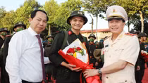 Thứ trưởng Lê Quốc Hùng dự Lễ giao, nhận quân tại TP Cần Thơ