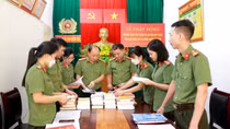 Nhận “đỡ đầu Công an xã” - cách làm hay ở Hà Tĩnh