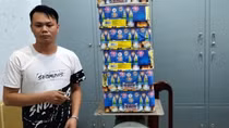 Bắt nhóm vận chuyển hơn 400kg pháo lậu vùng biên