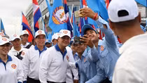 Tiếp tục củng cố khối đoàn kết toàn dân tộc
