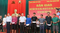 Xúc động buổi đón những ngư dân gặp nạn trở về