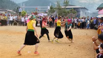 Đồng bào Sơn La vui Tết Độc lập