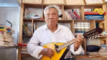Kể chuyện người truyền sử