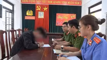 Dùng video, ảnh “nóng” để… cưỡng dâm