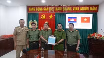 Công an Bình Thuận trao đổi, học hỏi kinh nghiệm với cán bộ cấp cao Bộ nội vụ Vương quốc Campuchia