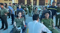 Hơn 260 cán bộ, chiến sĩ tham gia hiến máu tình nguyện