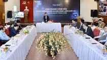 Điều hành thị trường xăng dầu: Nóng chuyện chiết khấu và nguồn hàng
