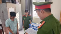 Bắn bi sắt, phá hàng loạt cửa kính ôtô, trộm cắp tài sản rồi đòi “tiền chuộc”