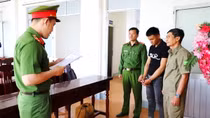 Truy sát đối thủ trong tiệm game