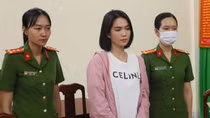 Bắt tạm giam người mẫu Ngọc Trinh