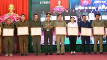 Khen thưởng 43 tập thể, cá nhân xuất sắc trong phòng, chống tội phạm ở Tiền Giang