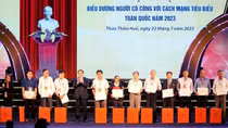 Chăm lo chu đáo đời sống vật chất, tinh thần của người có công