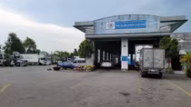 Nhiều trung tâm đăng kiểm tăng ca kiểm định trong kỳ nghỉ lễ