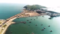 Hàng nghìn hécta đất hoang hóa trong... các khu kinh tế (Kỳ 1)