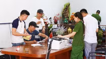 Giao dịch ảo, mất tiền thật