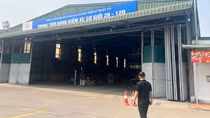 Giữ khẩn cấp 2 Giám đốc, 1 Phó Giám đốc và 6 đăng kiểm viên của Trung tâm đăng kiểm tại Sóc Sơn