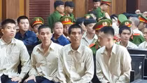 Băng nhóm áo cam gây rối trật tự công cộng lãnh án