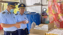 Gần 5.000 sản phẩm làm đẹp "rởm" trong cửa hàng không GCN đăng ký kinh doanh