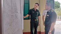 Mở rộng phạm vi tìm kiếm 13 ngư dân mất tích, người thân mong có một phép màu
