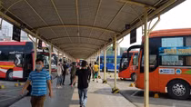 Xe khách, đường sắt tăng chuyến phục vụ khách dịp nghỉ lễ