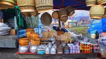 Đi chợ đoàn kết miền biên viễn