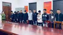Triệu tập nhóm côn đồ nhí trong clip “đại náo cầu Kỳ Cùng”