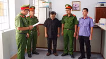 Bắt kế toán trưởng “rút ruột” công quỹ hơn 2,6 tỷ đồng