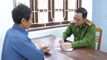 Kịp thời ngăn chặn 2 vụ chuyển tiền cho “cán bộ điều tra”