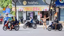 CSGT chốt trực phân luồng đón người dân trở về sau nghỉ lễ