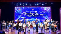 Hơn 350 thiếu nhi tham dự chương trình “Lồng đèn thắp sáng ước mơ”