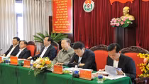 Tạo chuyển biến mạnh mẽ trong tổ chức thực hiện nghị quyết của Đảng về bảo vệ Tổ quốc