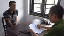 Mang 7 tiền án, tiền sự vẫn “nhập vai” phụ huynh, vào trường học “khoắng” tài sản