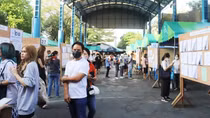 Cuộc đua "tam mã" trên chính trường Thái Lan