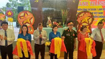 Khánh thành Đài vinh danh chiến công, tưởng niệm Anh hùng - Liệt sĩ ở Sóc Con Trăng