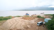 Xử phạt, tịch thu tàu sắt khai thác cát trái phép trên sông Sê San