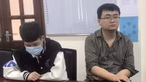 Lái ô tô lên biên giới đón “khách lạ”, nhận nóng 5 triệu