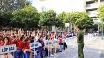 Tuyên truyền giáo dục pháp luật, kỹ năng ứng xử học đường cho hơn 15.000 học sinh Hà Nội