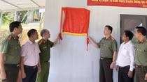 Công an Quảng Ngãi trao nhà nghĩa tình đồng đội tặng công an xã