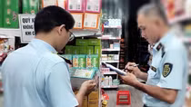 Thu giữ số lượng lớn hàng ngoại không rõ nguồn gốc, xuất xứ