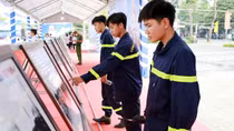 Trưng bày ảnh: Luật gia Việt Nam với biển đảo quê hương