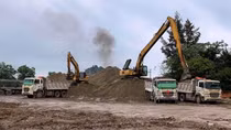Xung quanh câu chuyện tìm nguồn cát thi công cao tốc: Nơi lo sạt lở, nơi chờ thí điểm