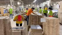 Đơn hàng sụt giảm, doanh nghiệp như ngồi trên "chảo lửa"