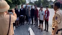 Xử phạt nhiều tốp thanh, thiếu niên phóng xe máy gầm rú trên cao tốc