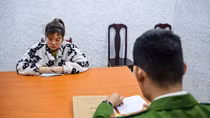 Vụ em bé 17 tháng tuổi bị hai "ác mẫu" sát hại: Phá án sau cuộc điện thoại tình cờ