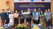 Chính phủ Australia viện trợ cho Việt Nam gần 500 nghìn liều vaccine 5 trong 1