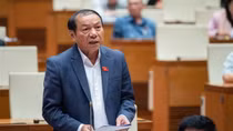 "Tư lệnh" ngành Văn hoá giải đáp tranh luận của đại biểu về phim "Đất rừng phương Nam"