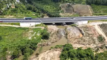 Kiểm điểm việc chậm khắc phục ngập úng trên cao tốc Phan Thiết-Dầu Giây