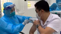 Hà Nội phân bổ gần 18.000 liều vaccine AstraZeneca để tiêm cho người dân