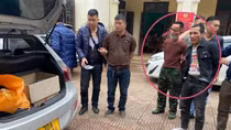 Hành trình truy bắt trùm ma túy luôn thủ súng trong người