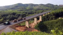 Cần khung pháp lý để khai thác cao tốc hiệu quả
